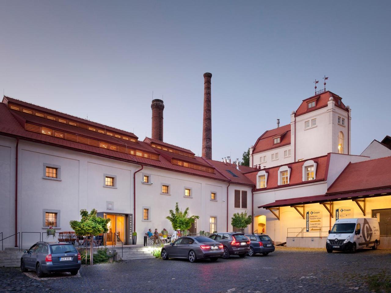 Hotel Kleis Cvikov Exteriör bild