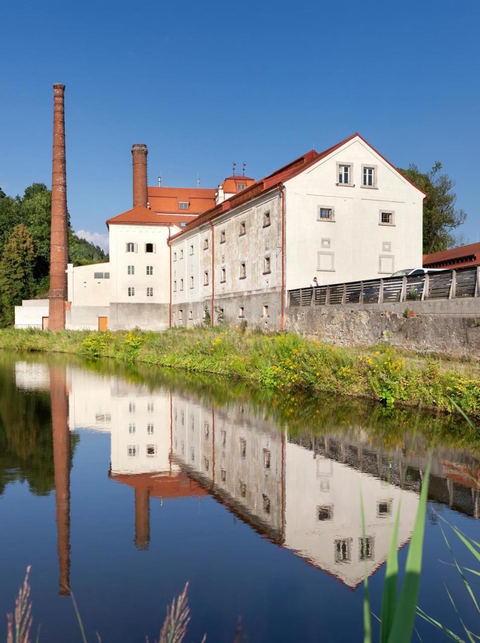Hotel Kleis Cvikov Exteriör bild